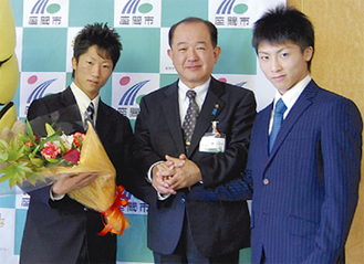 11月に遠藤市長を表敬訪問した尚弥選手（右）と拓真選手