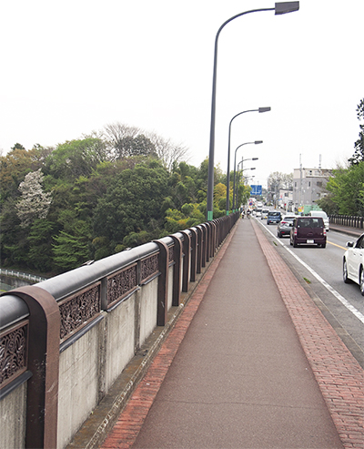 悲しみ、越えたその先に