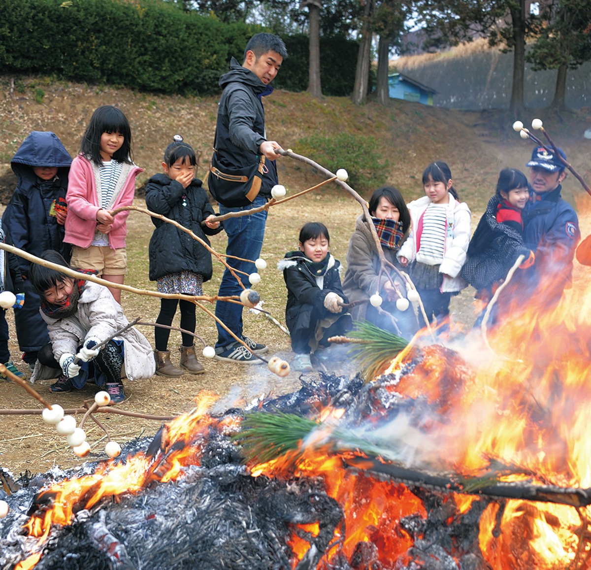 市内各地でどんど焼き