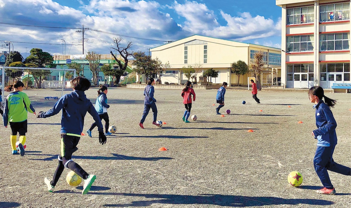 女子サッカーチーム誕生