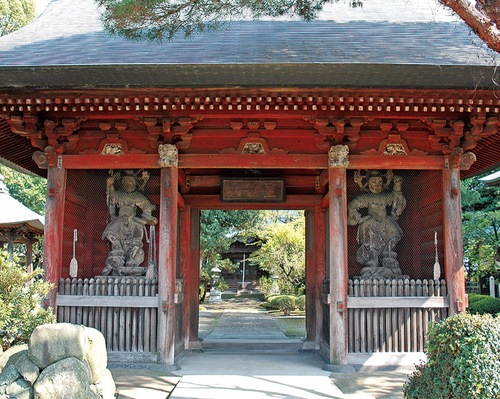 妙傳寺の二天門