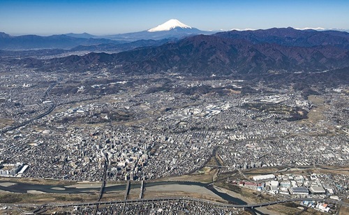 都市機能と自然が共生する厚木市