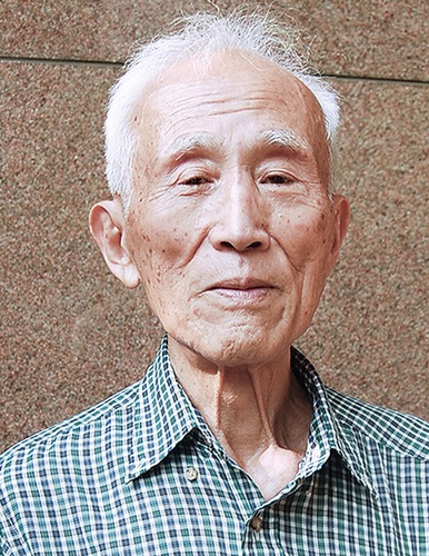 当時の記憶を語る松尾さん