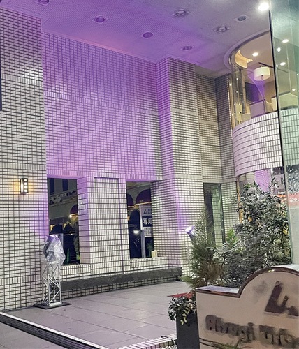 ホテルの正面玄関