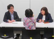 よろず相談会に70組超が参加