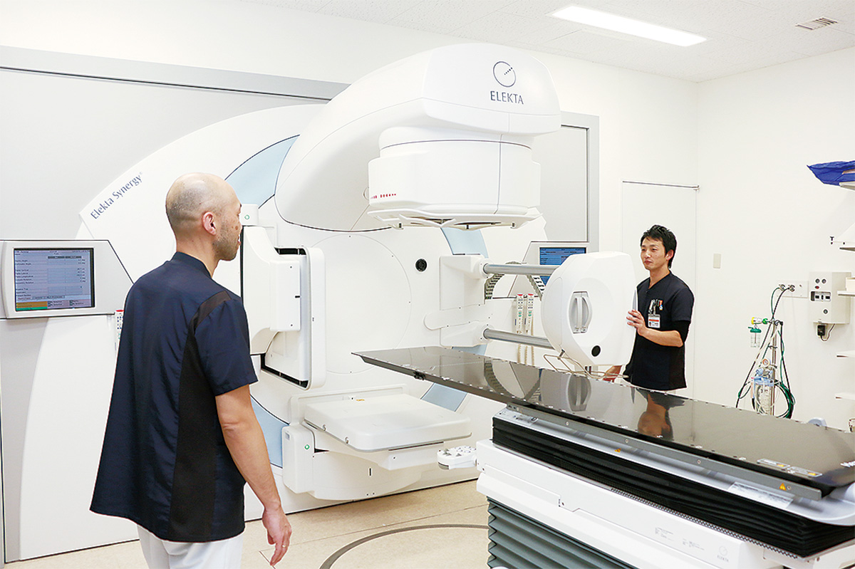 東大附属病院でも使用する放射線治療機器