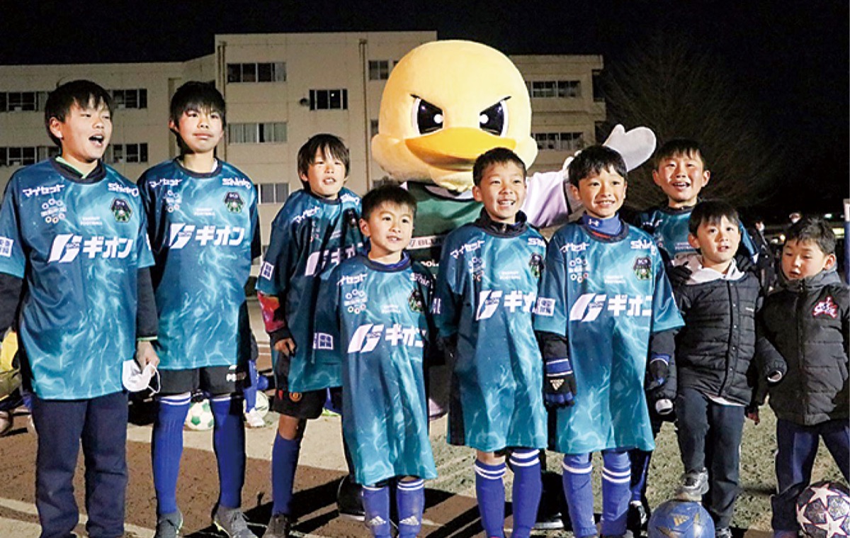 ガミティと一緒に記念撮影