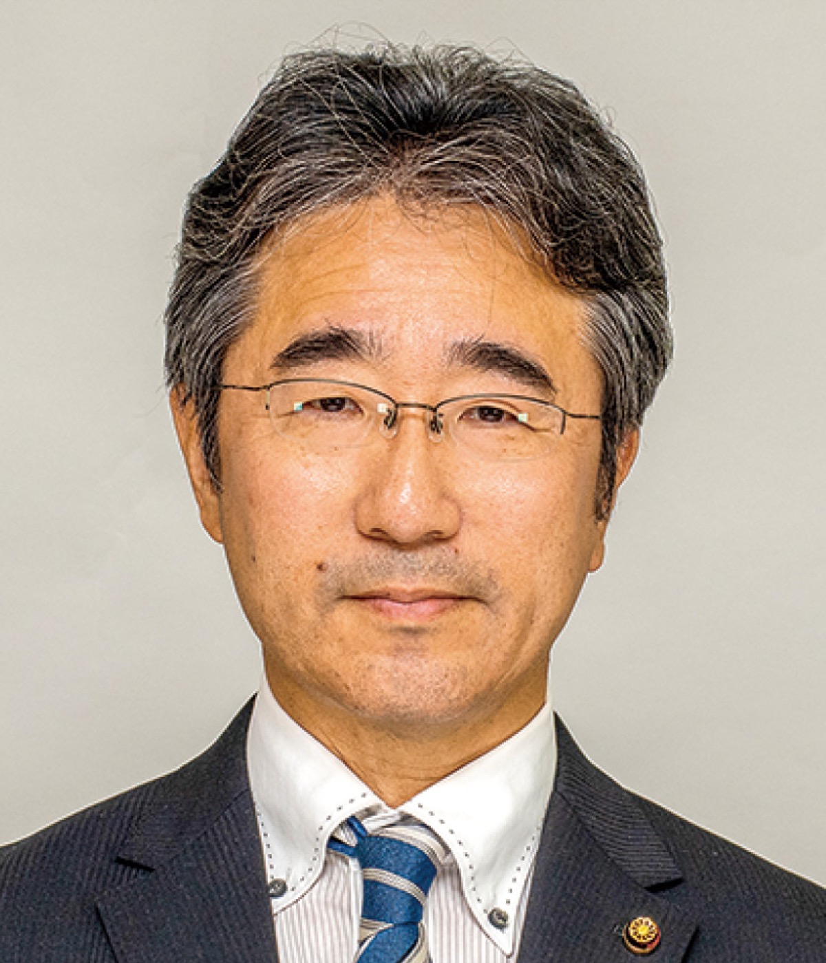 副議長に高橋知氏