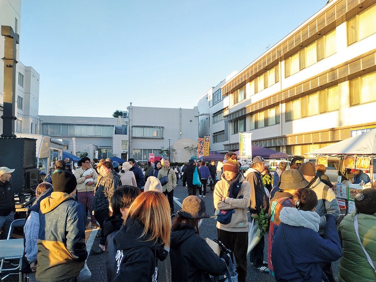 累計３２００人来場