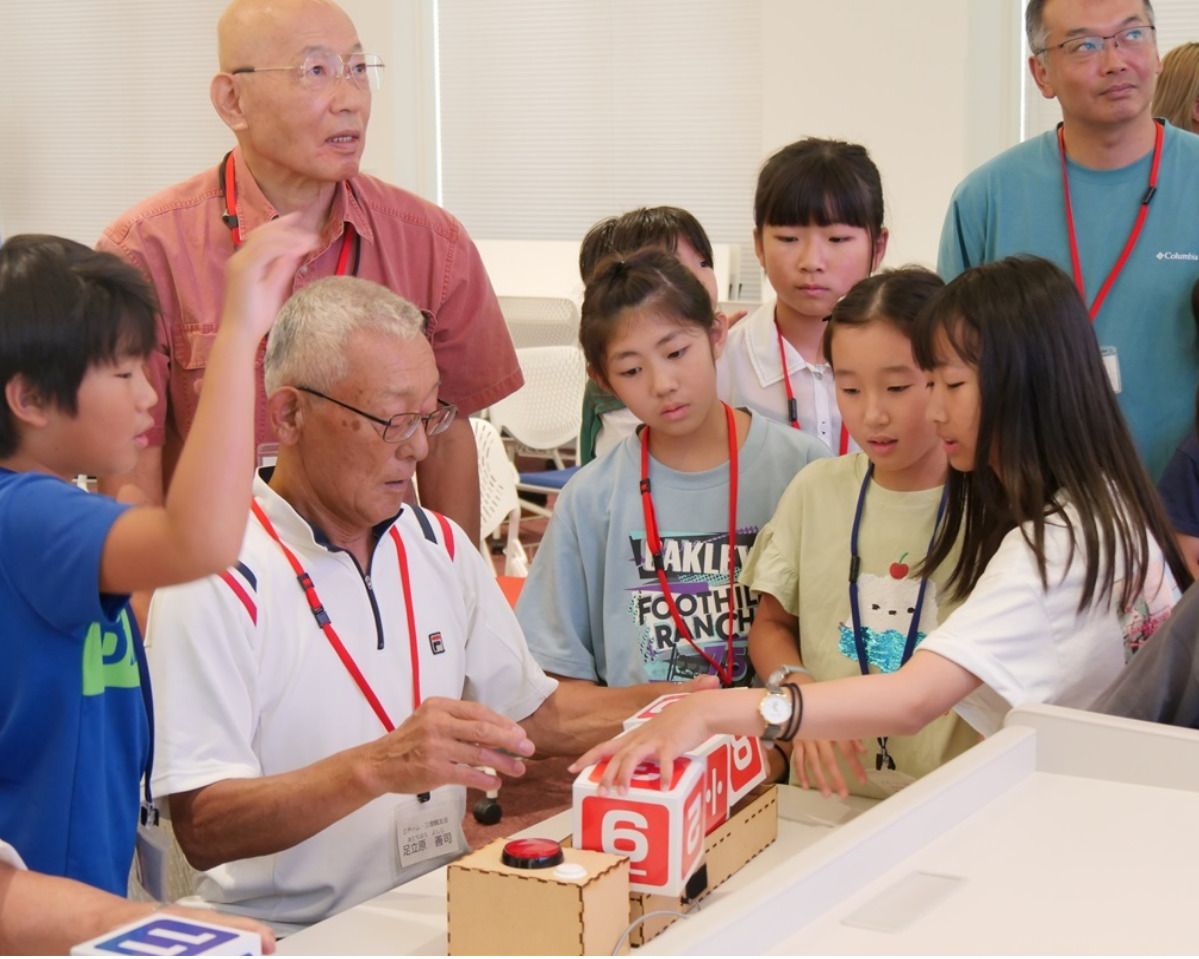 ｅスポーツで世代間交流