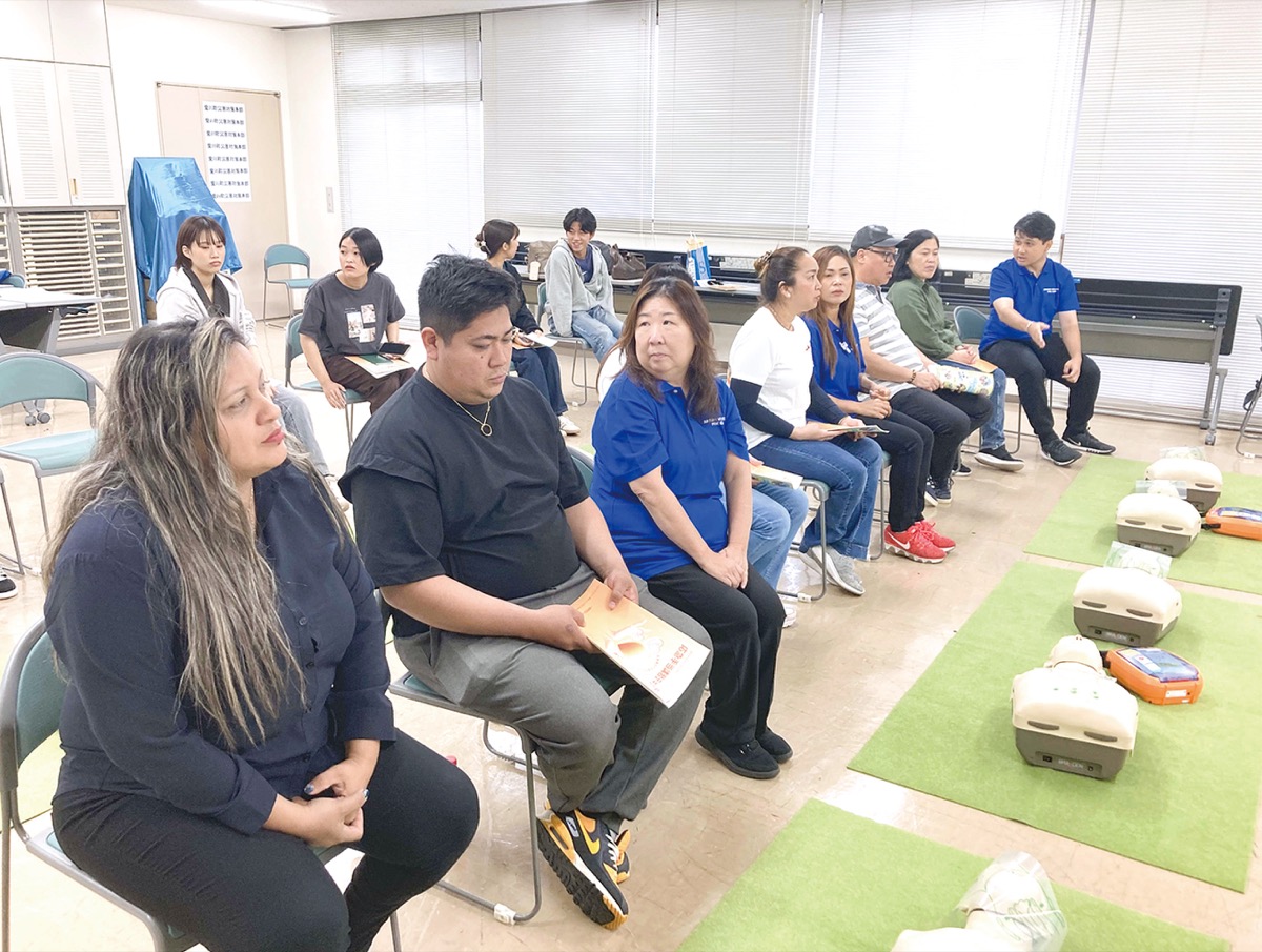 外国人向けに救命講習