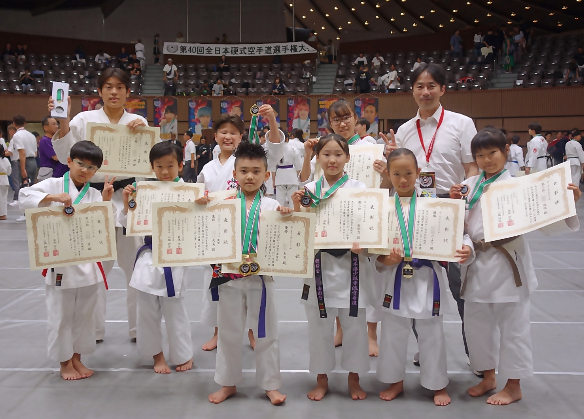 全国の舞台で躍動 (写真5)