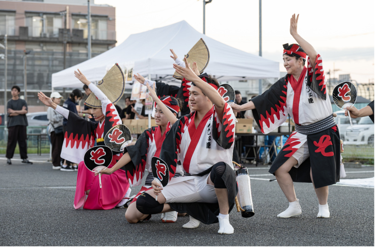 阿波踊りの披露も(同)