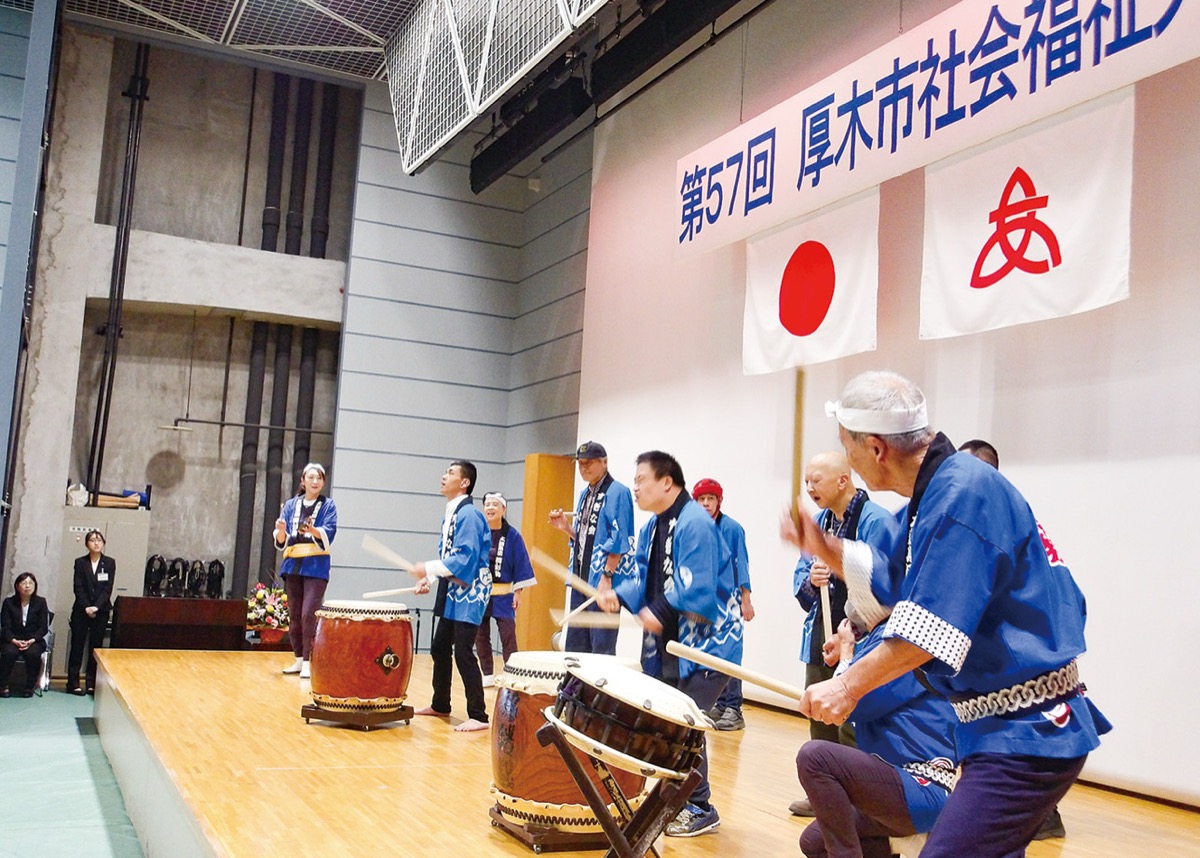 すぎな会の和太鼓演奏