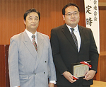 山田会長（左）と加藤さん