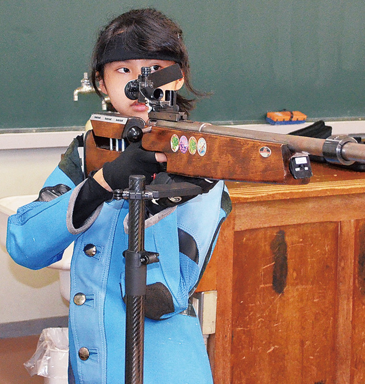 伊勢原高校ライフル射撃部 2人が全国大会へ 女子は創部以来初