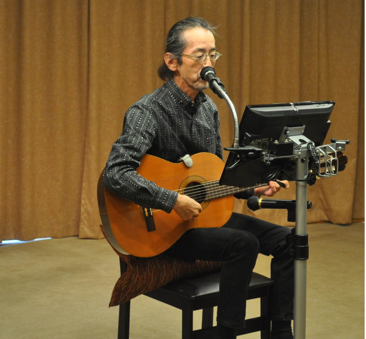 作曲家の難波氏