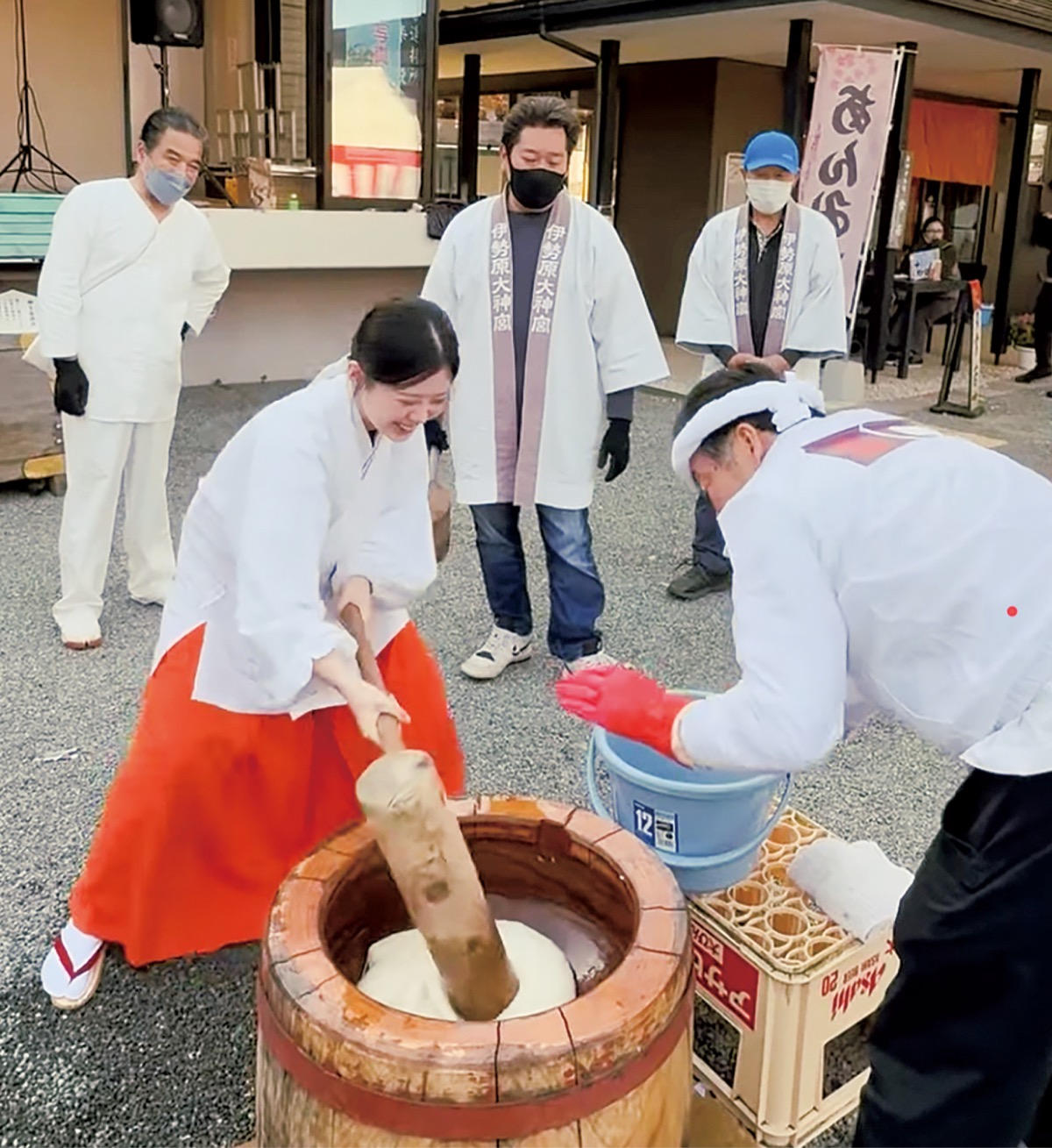 祈りと笑顔、実りの秋に