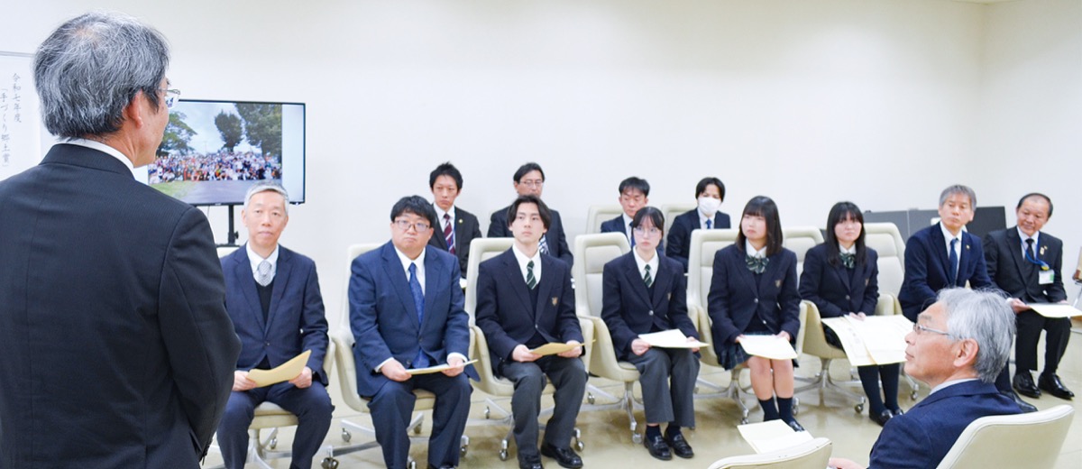 認定証授与式の様子