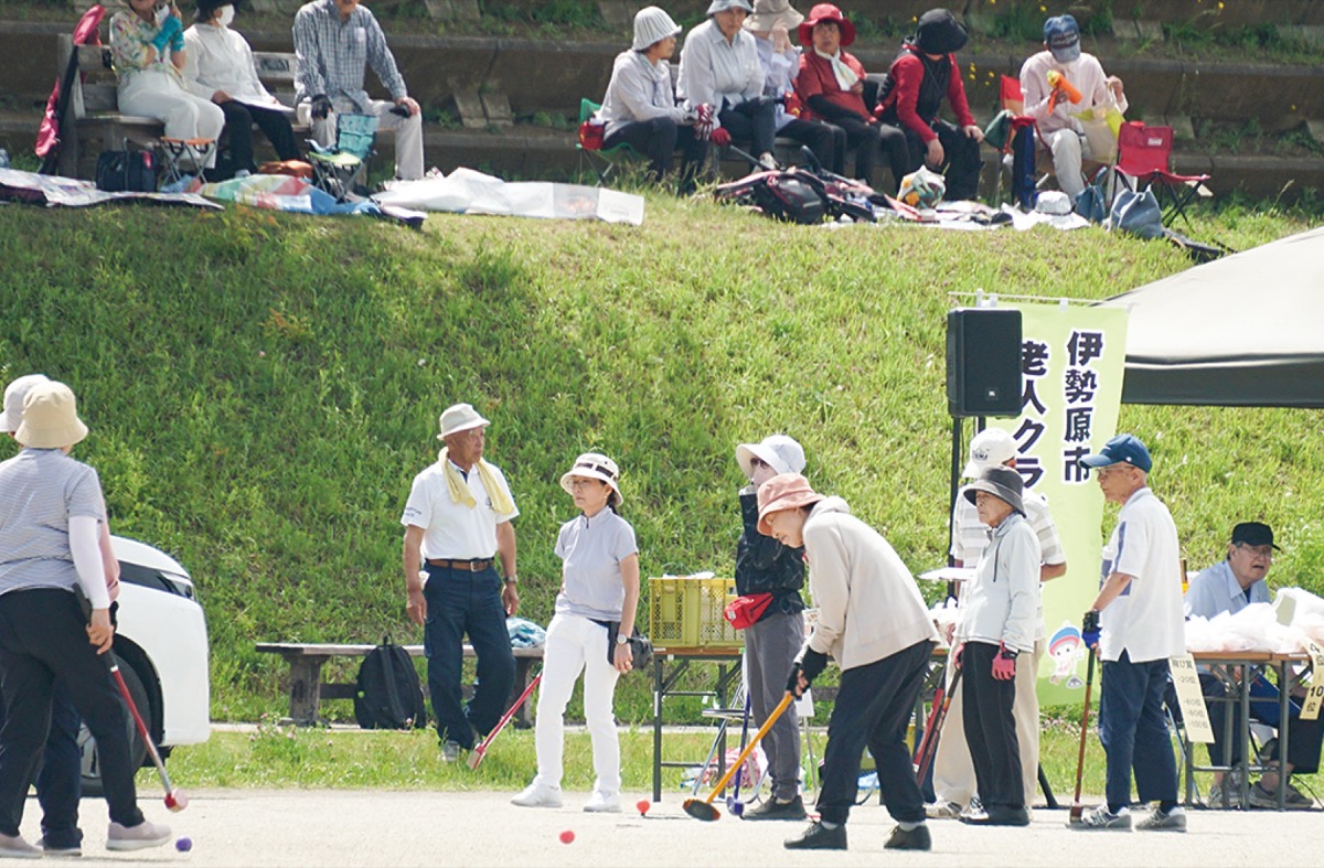 熱戦を繰り広げる様子