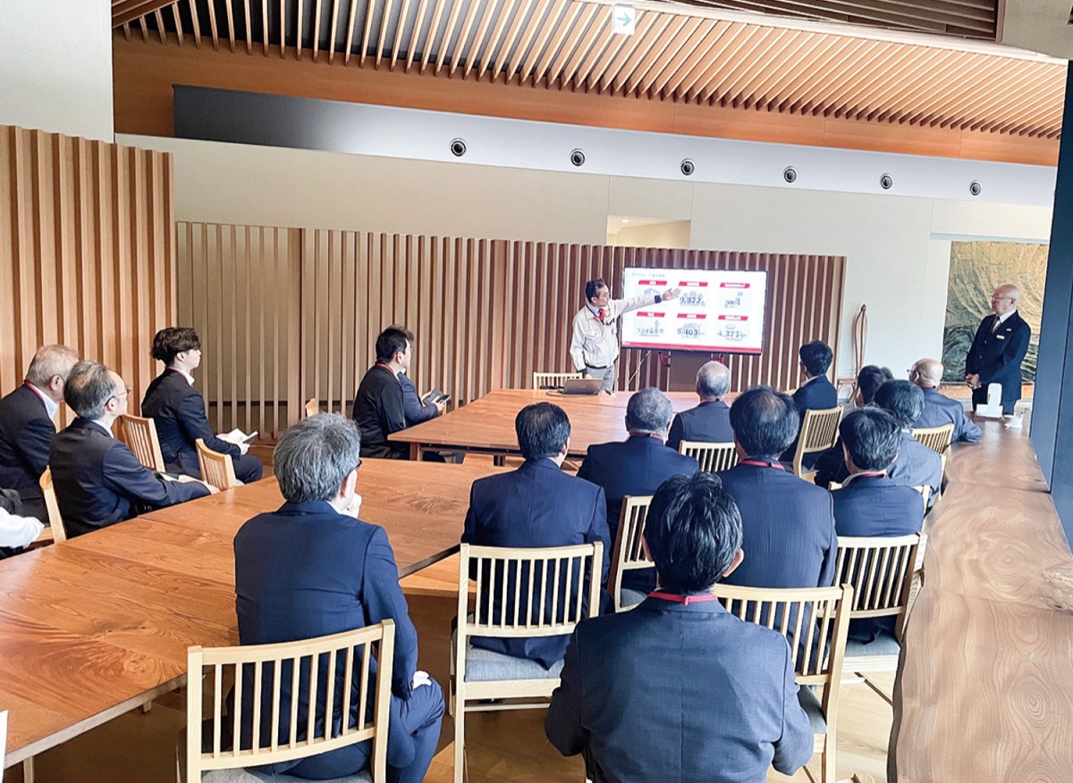 4年ぶり伊勢原で首脳会議 (写真2)