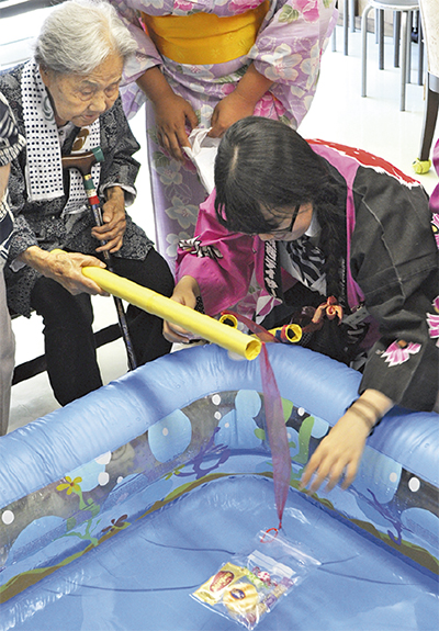 七夕で世代間交流