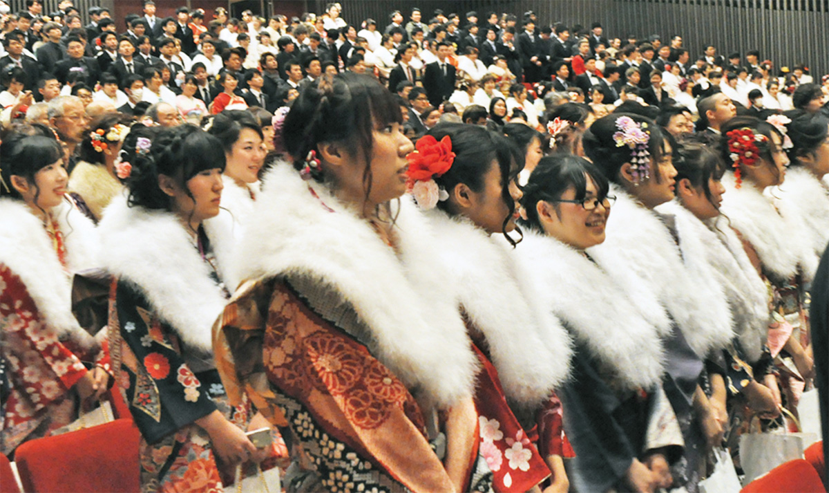 ８４３人 新たな門出