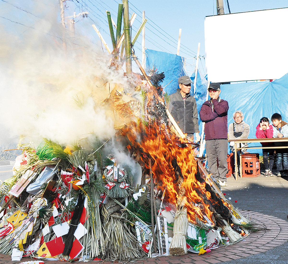 住民有志がどんど焼き