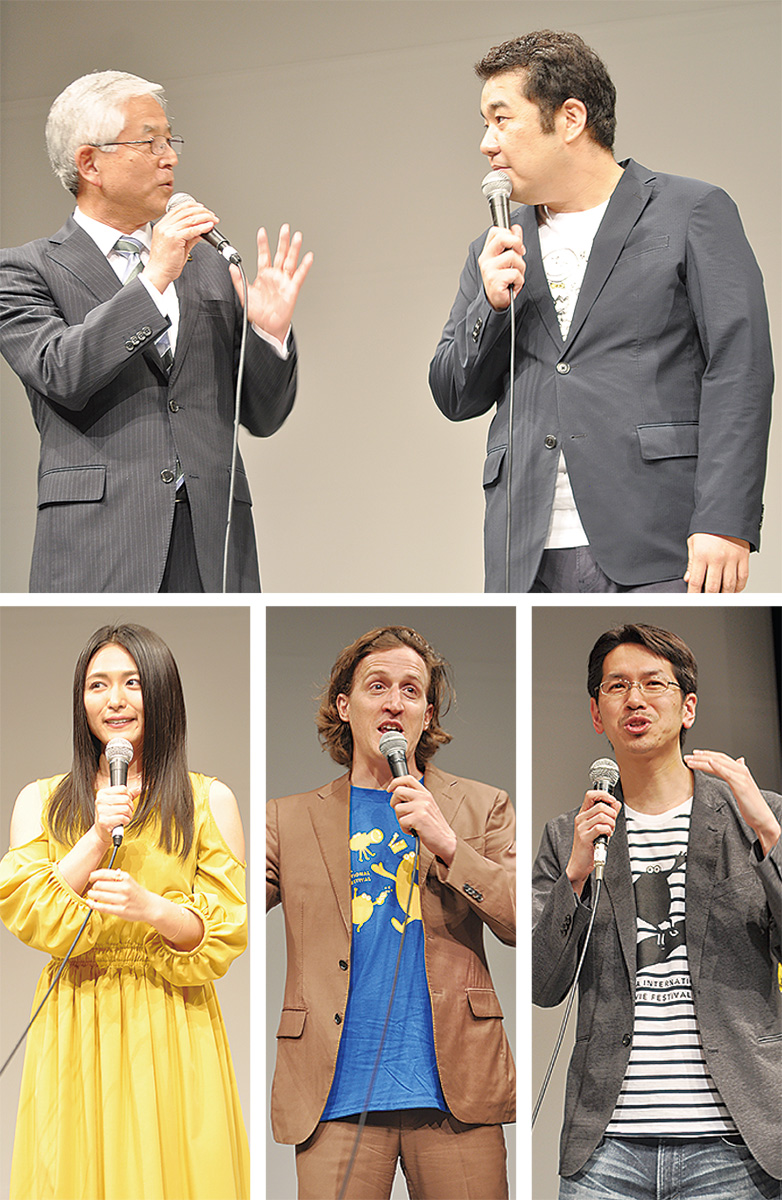 綾瀬市舞台『ルーツ』上映