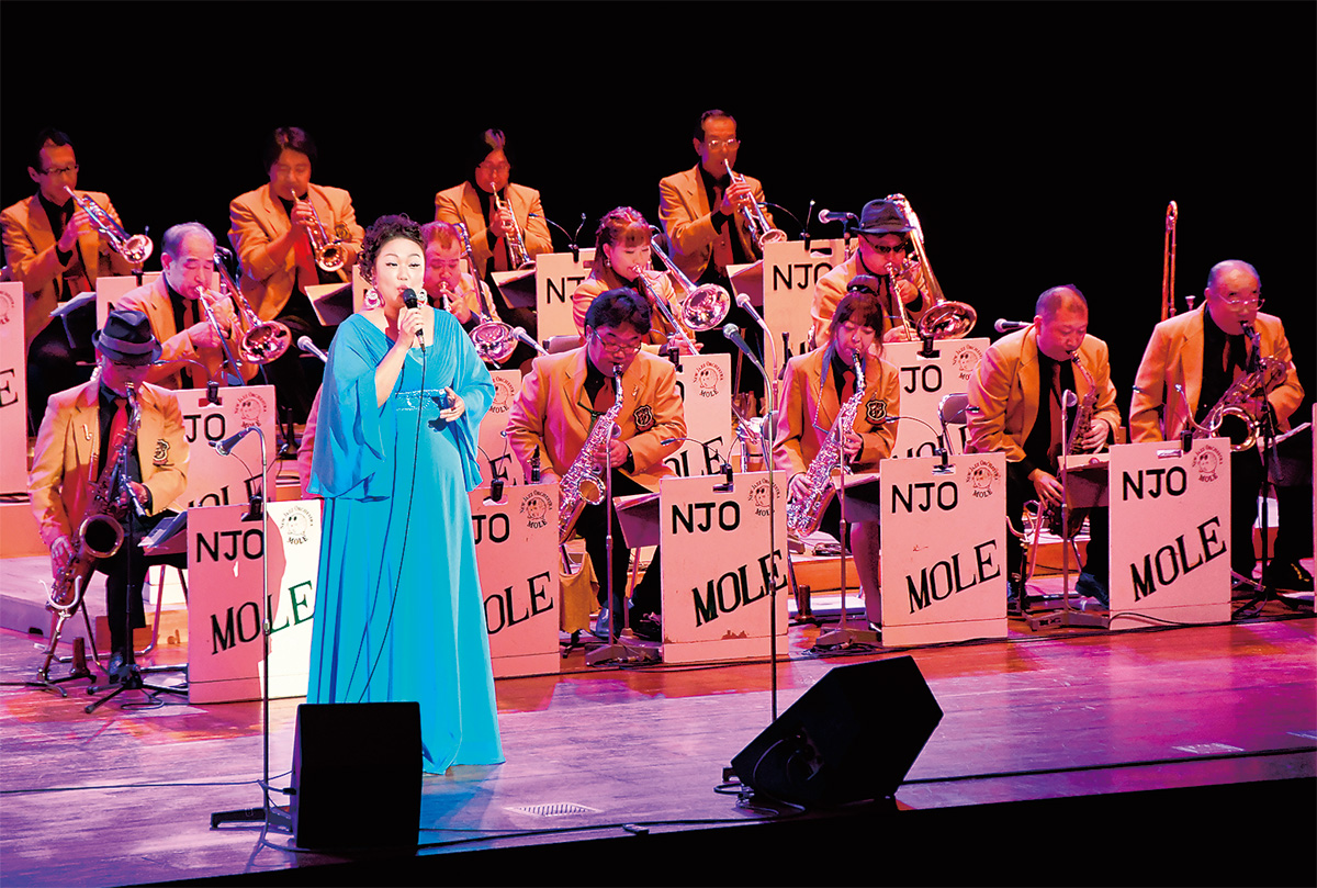 半世紀分の感謝綾瀬でスイング