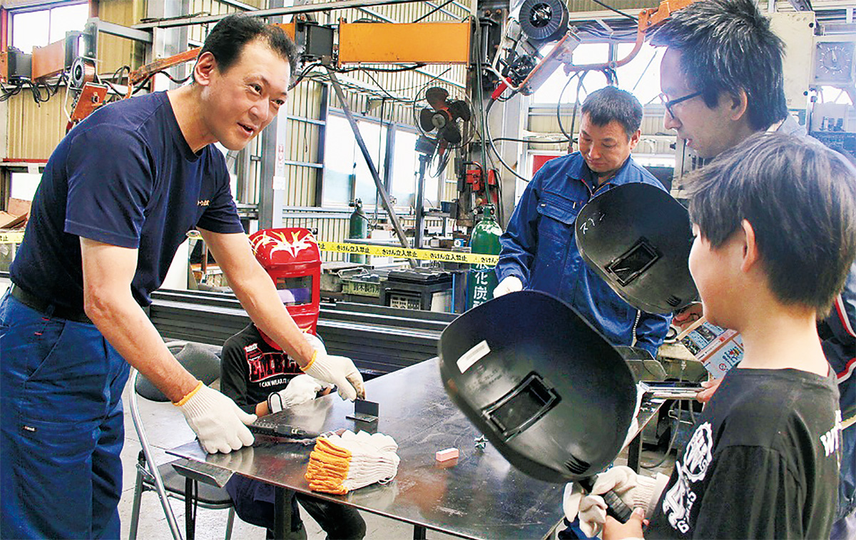 工場をオープン