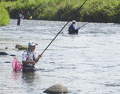 漁協初の友釣り大会