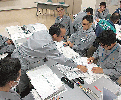 幹部職員が災害に備え