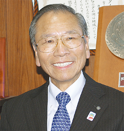 「誠心誠意」の村政を