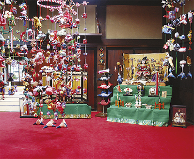 古民家に五月人形