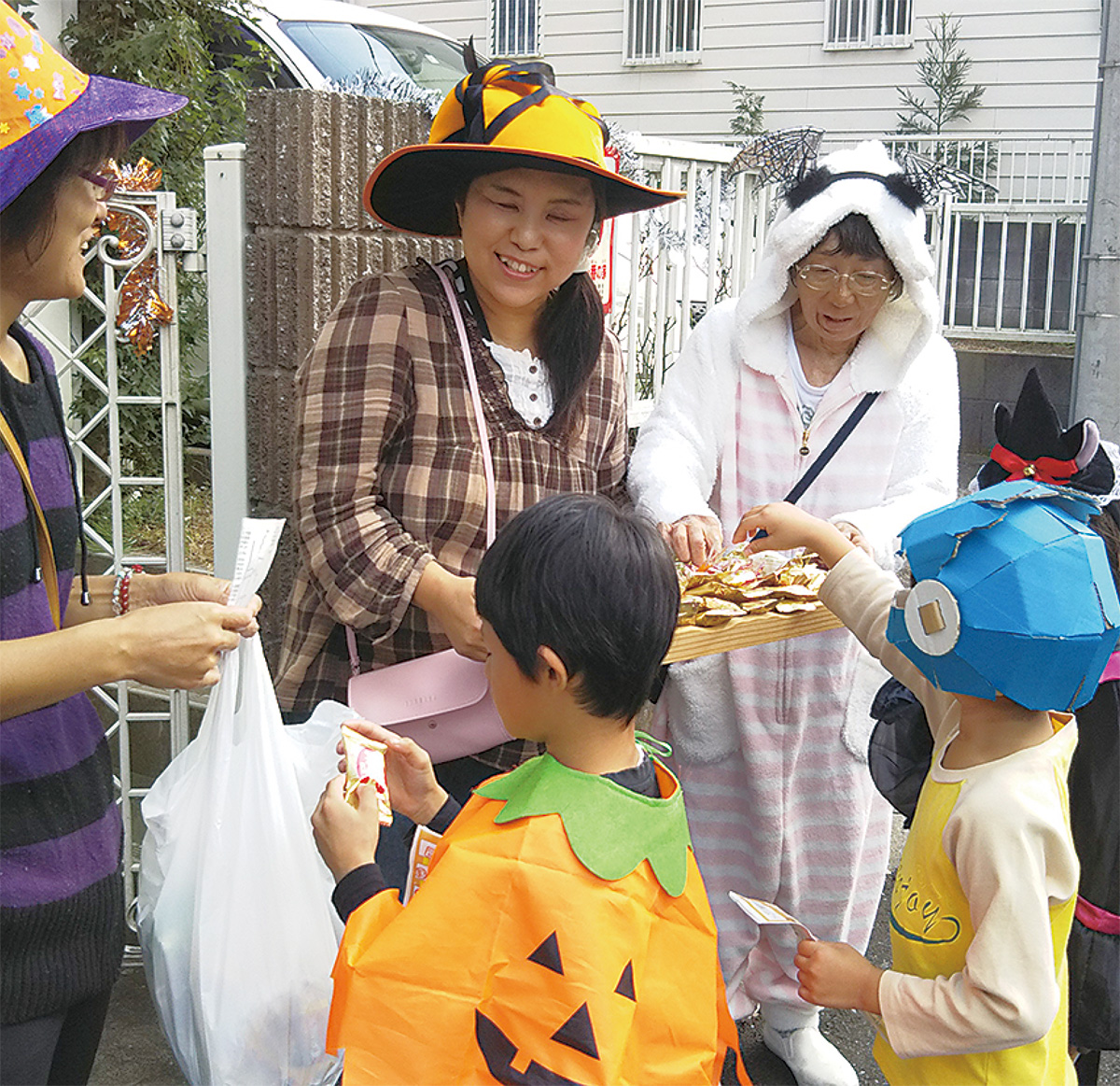 原臼に可愛いお化け