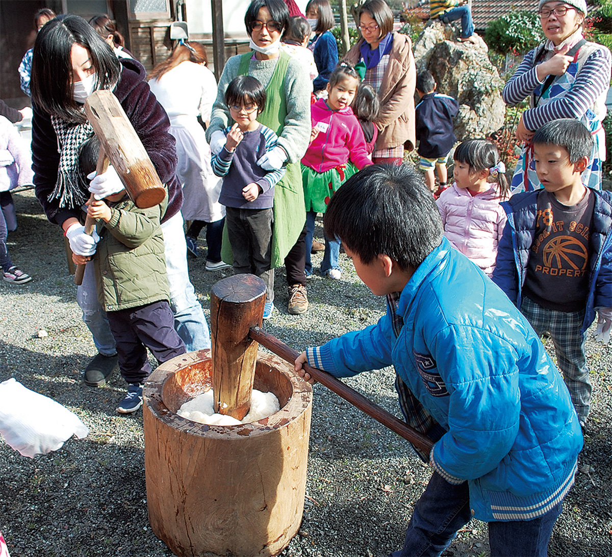みんなで「よいしょ」