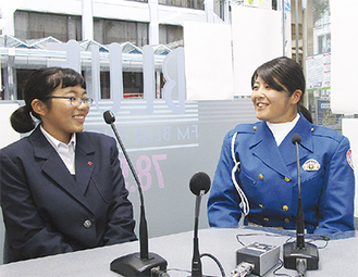 第79回の放送では、神奈川県警の女性白バイ隊「ホワイトエンジェル」の藤井由紀さんが出演。小田切菜帆さん（2年）が果敢にインタビューした