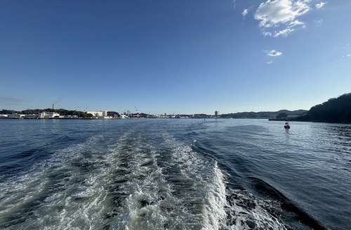 横須賀湾（軍港めぐりから）