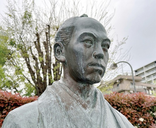 小栗上野介像（ヴェルニー公園）