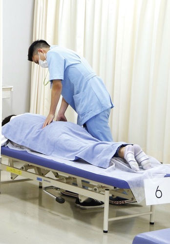 学生によるマッサージは毎年好評