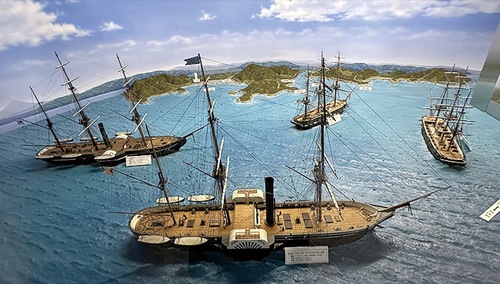 黒船来航を再現したジオラマ（ペリー記念館蔵）