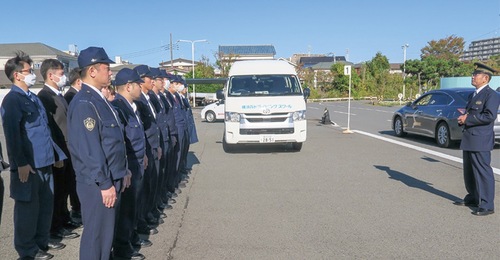 横須賀ドライビングスクールのコースを使用して競われた