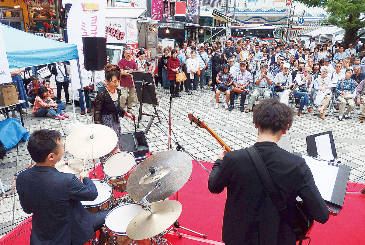 街中を音楽で溢れされる試み。上地市長の肝入りで始まった