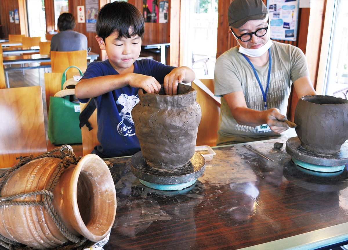 エコでアートな蛸壺づくり 猿島周辺海域に実戦投入 | 横須賀・三浦