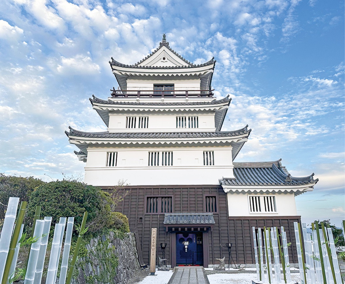 "海の隼"をあるく