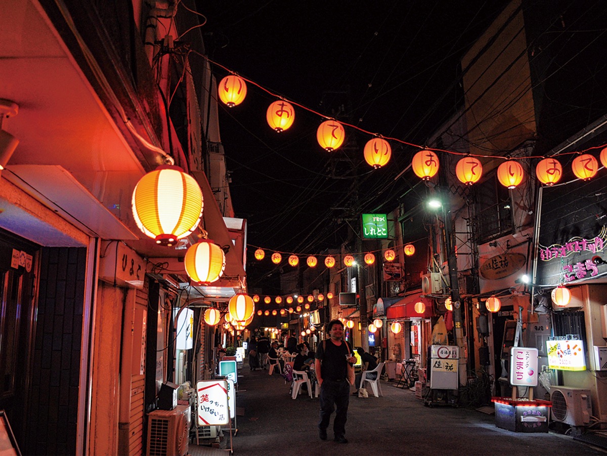 「酒場巡り」夜の経済活発化