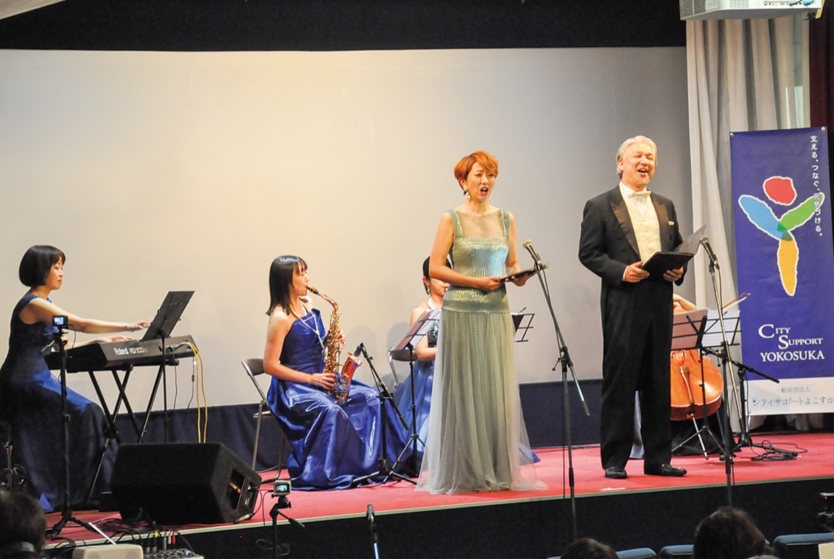 艦内にクラシックの音