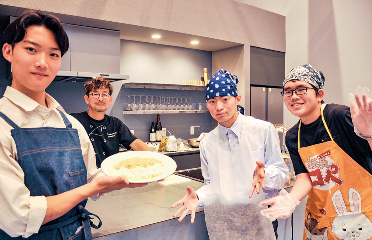 「白いカレー」食材の正体は─