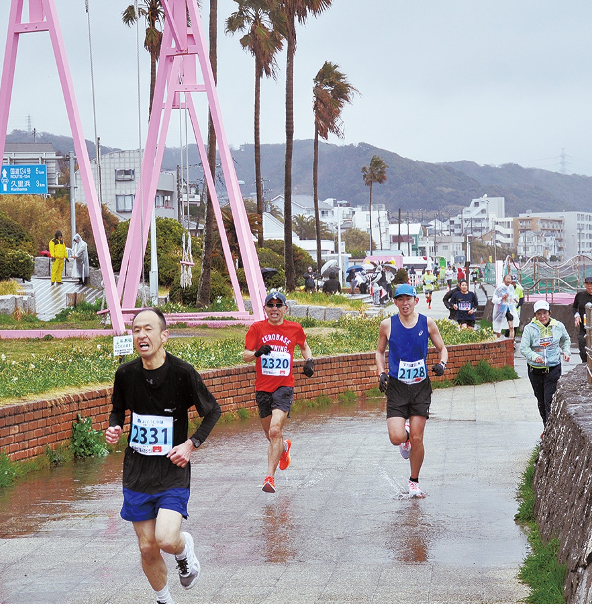 雨ニモマケズ1400人快走